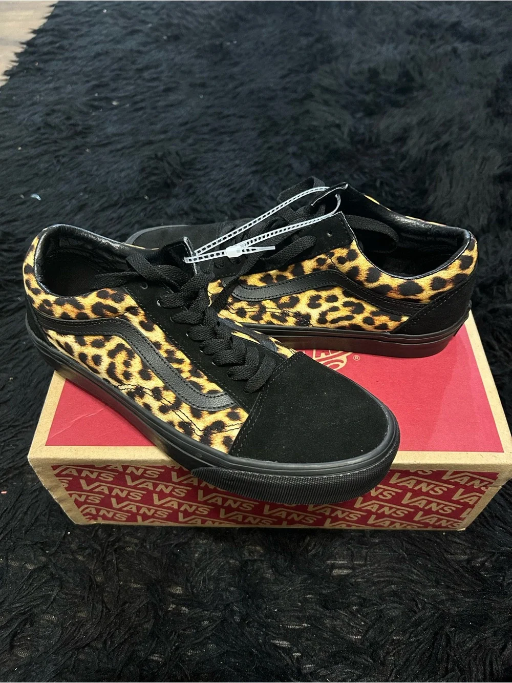 VANS old skool black suede animal print lace up shoes sneakers women’s 8.5 new